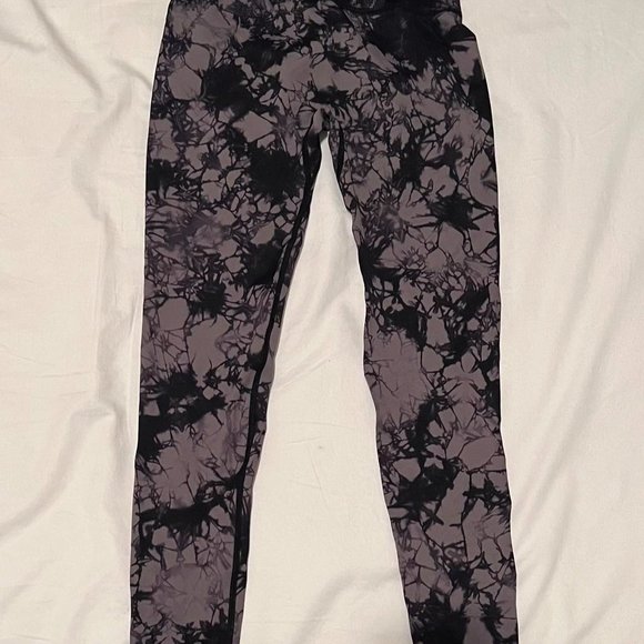 Sukksess Printed Seamless Scrunch Leggings - Black Tie Dye, Size S - Picture 3 of 5